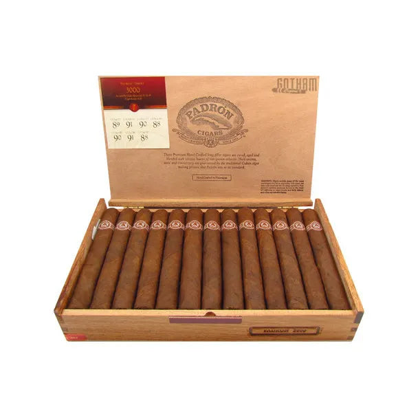3000 Padrón X 26 Maduro Box