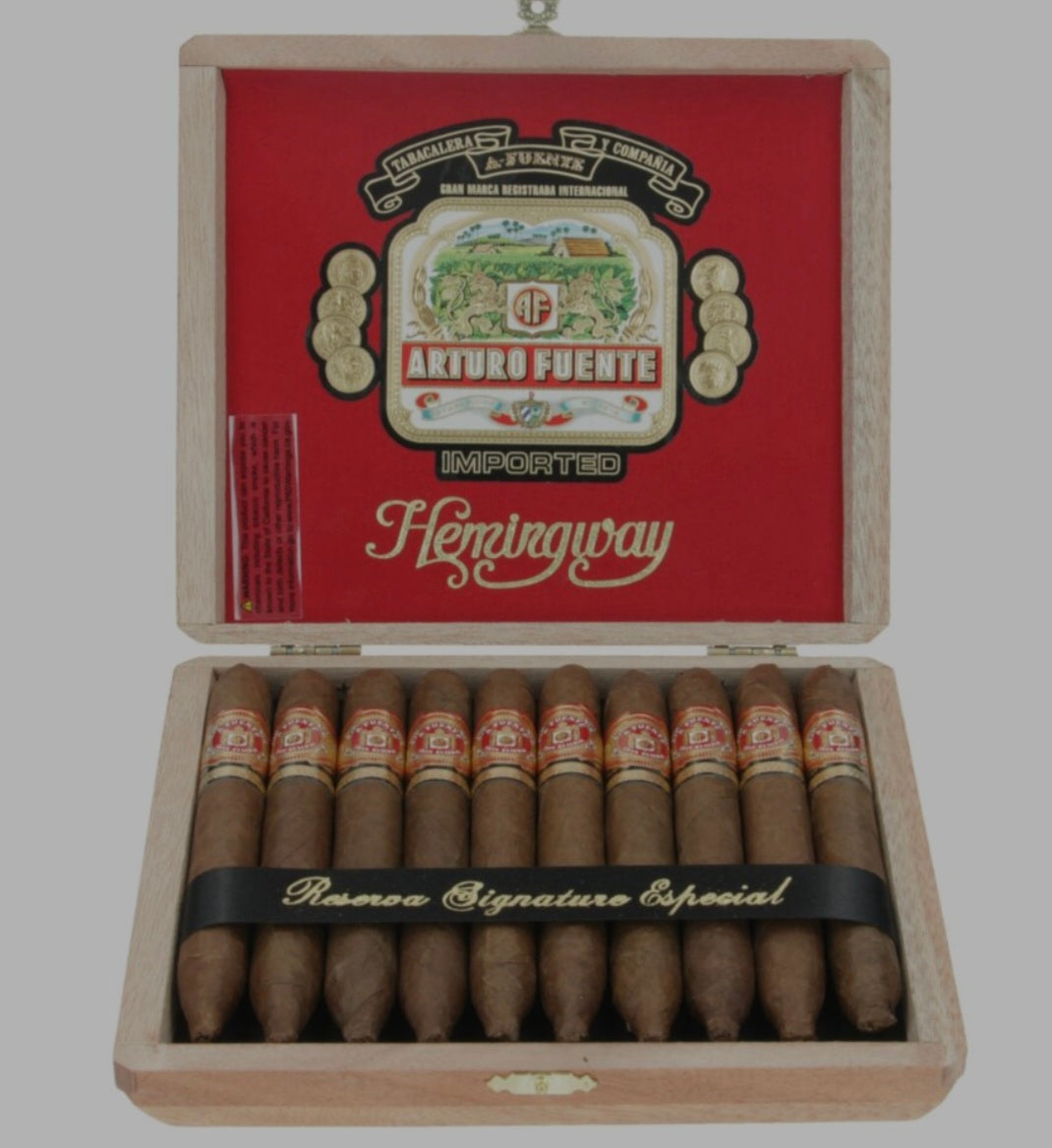 Arturo Fuente Hemingway (Natural)