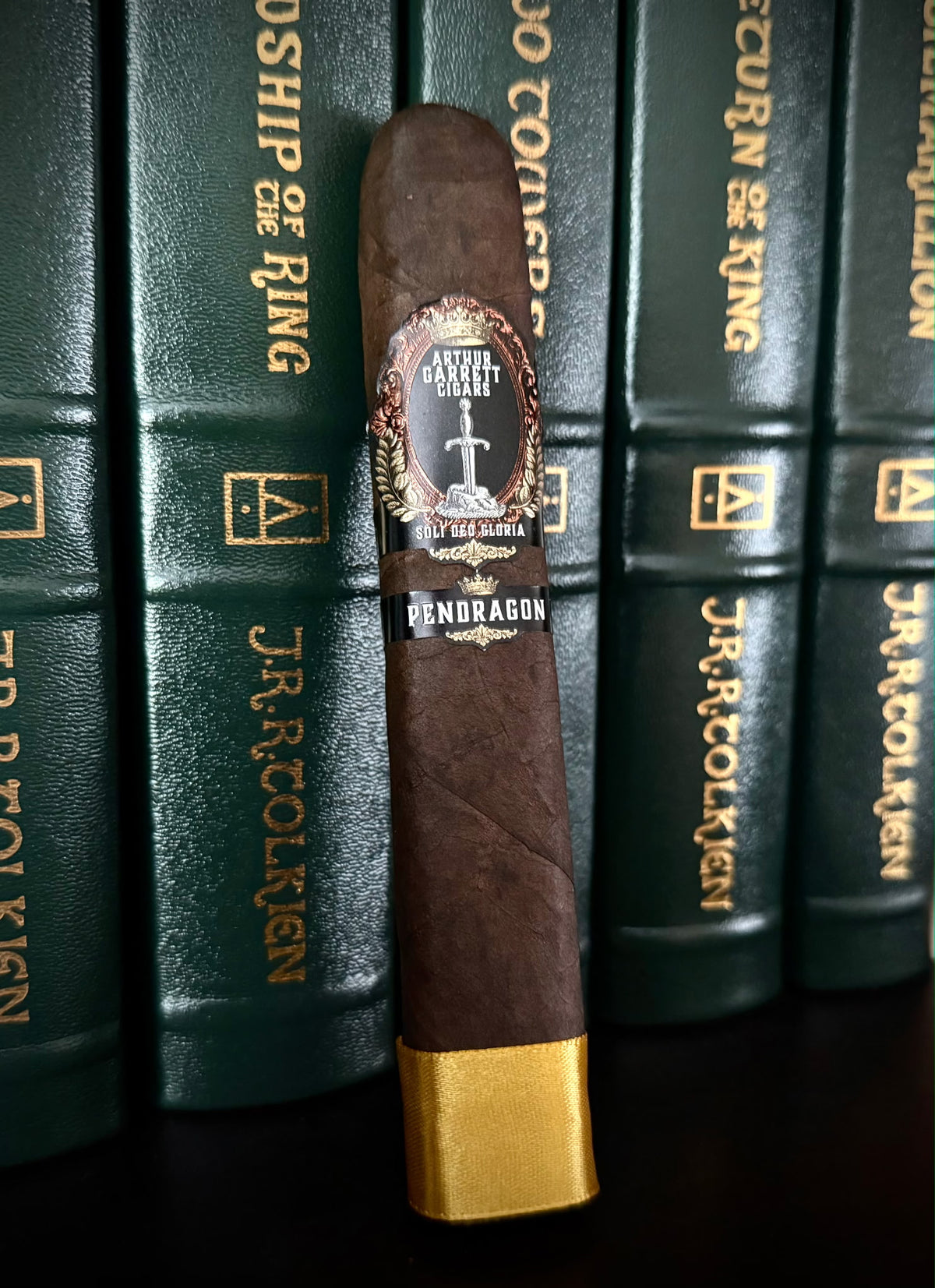 Pendragon Maduro Box Pressed.